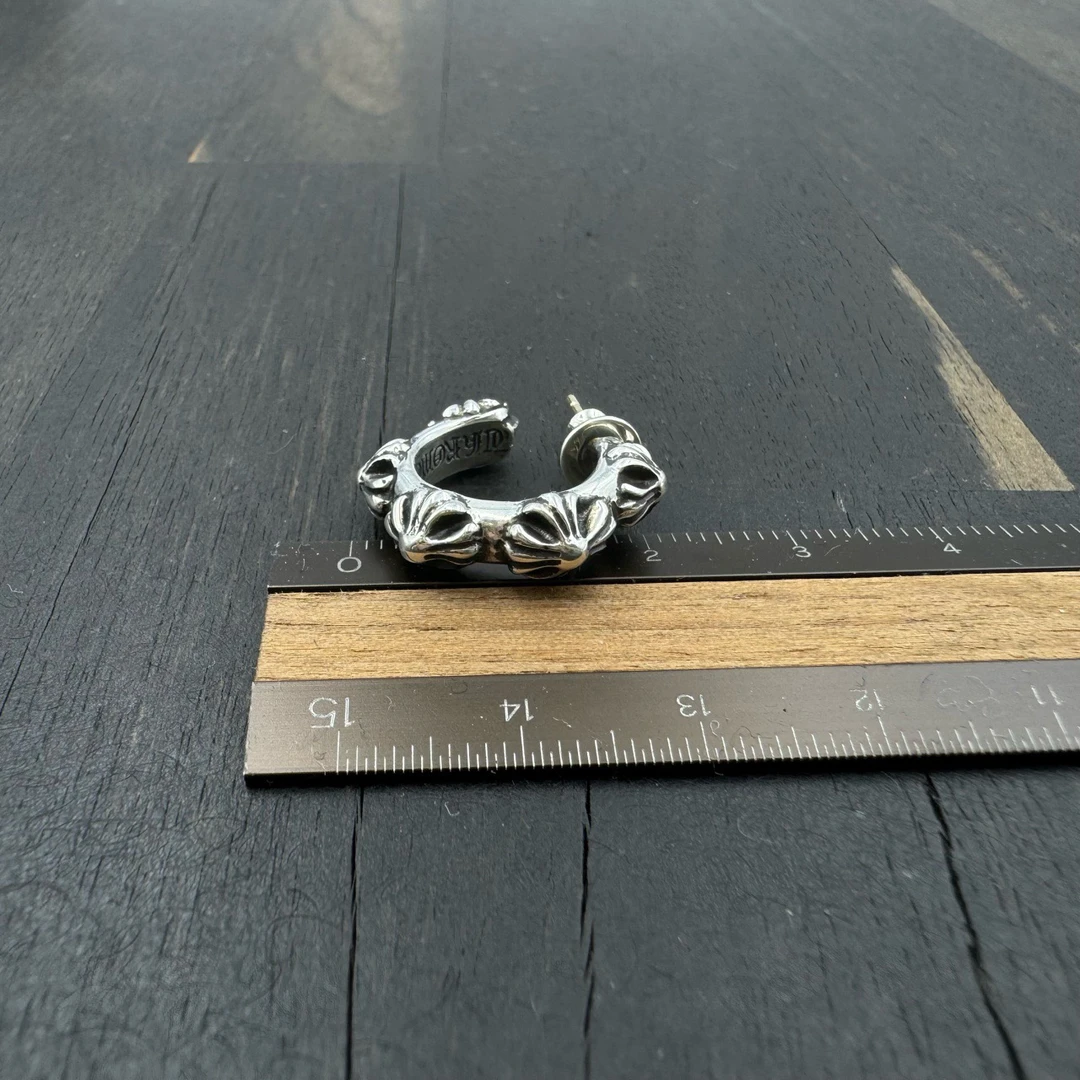 未使用 Chrome Hearts 克罗心 sbt宫廷十字花耳钉 0231212