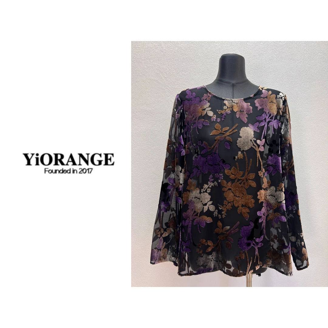 【玫瑰】丝绒长袖百搭复古丝绒烧花植绒圆领后开叉上衣