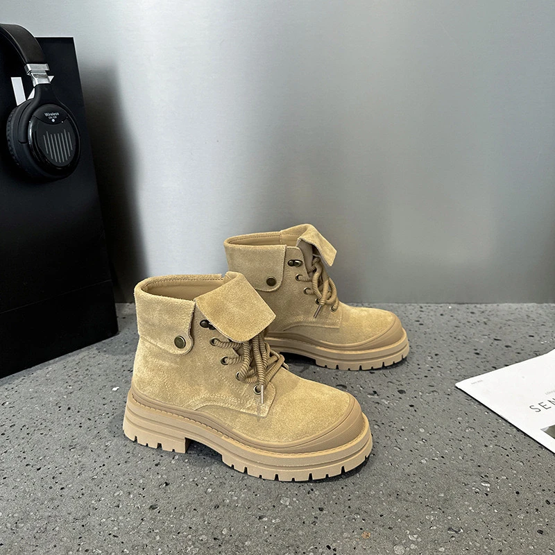 马丁靴女2024秋冬季新款厚底反绒皮短靴子户外徒步登山鞋休闲靴子