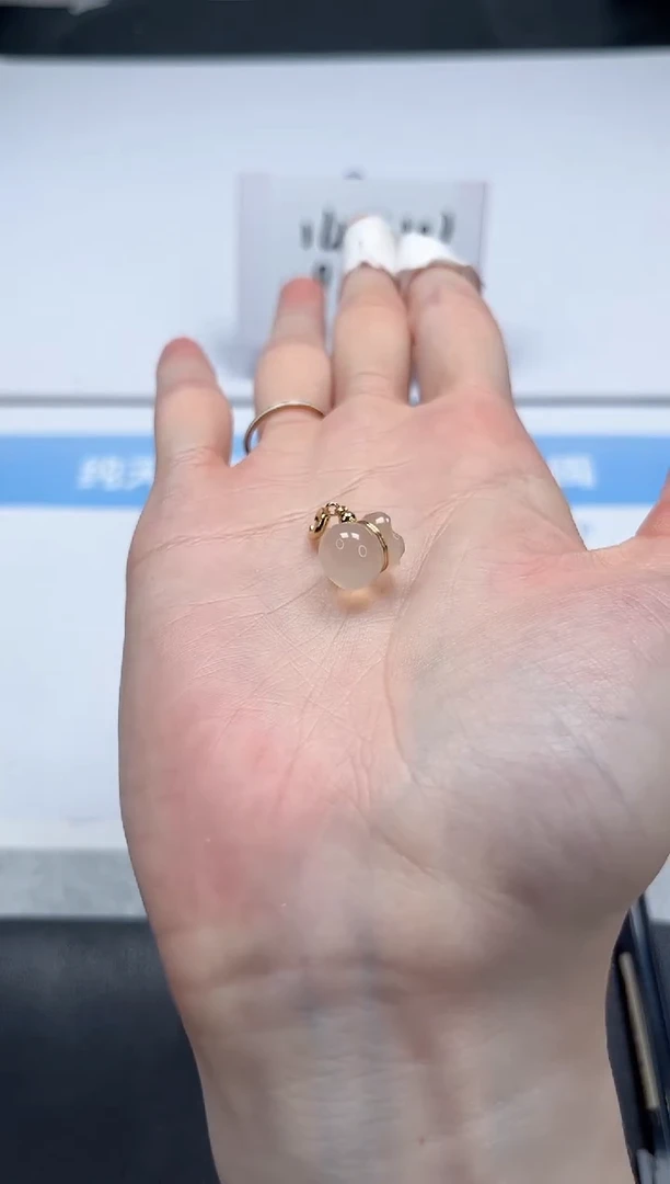 【闪购商品】石英质玉手镯未镶嵌福袋