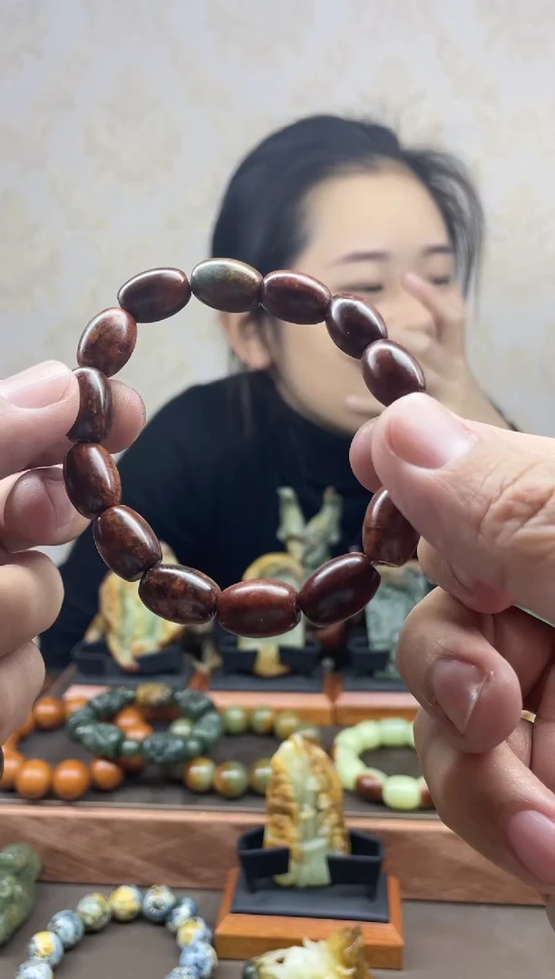 【闪购商品】岫岩河磨玉(透闪石质玉)手串未镶嵌1