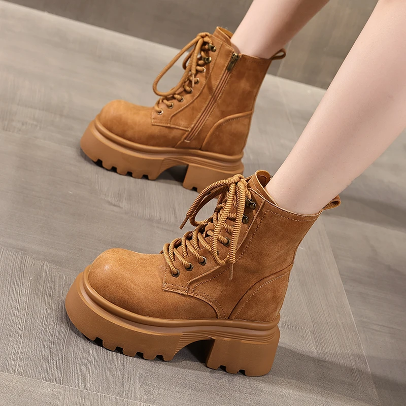 小个子10cm内增高厚底时尚英伦马丁靴女2025秋冬季新款加绒短靴子