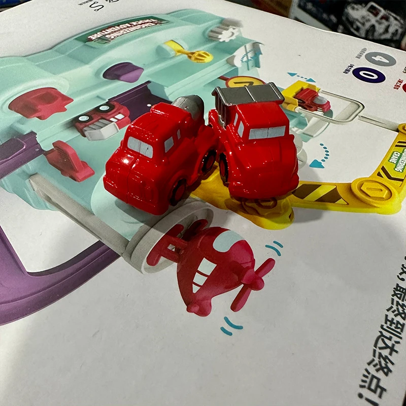 飞侠机库八步变形机器人
