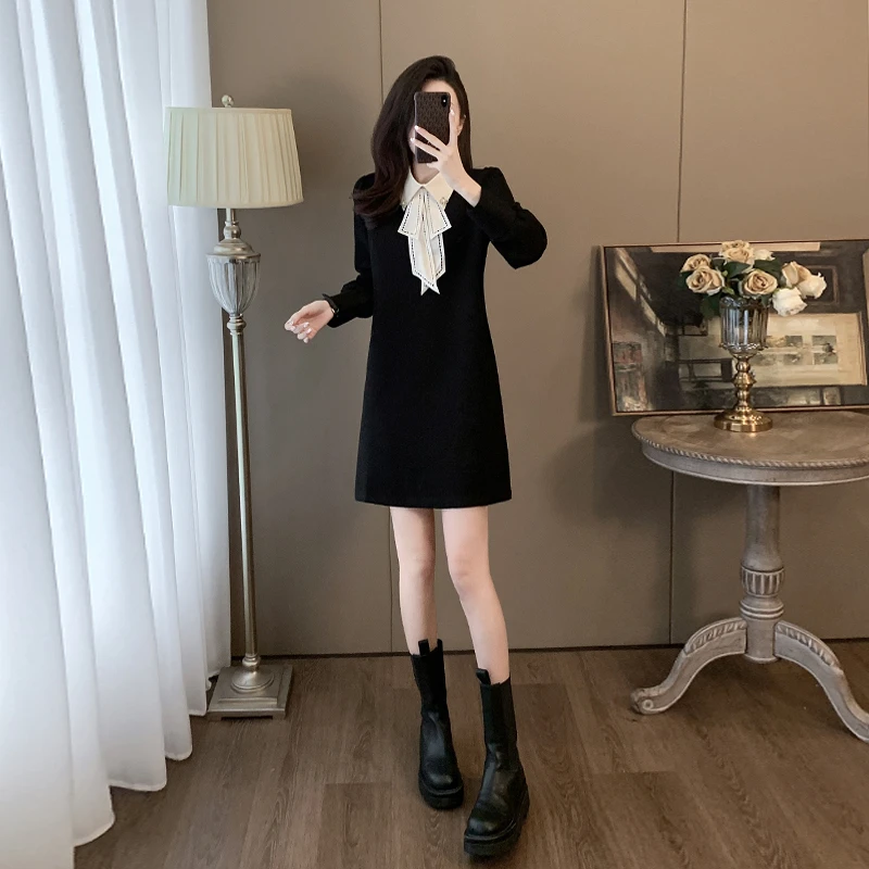 黑色长袖连衣裙女秋冬显瘦气质高级感小黑裙小个子洋气内搭打底裙