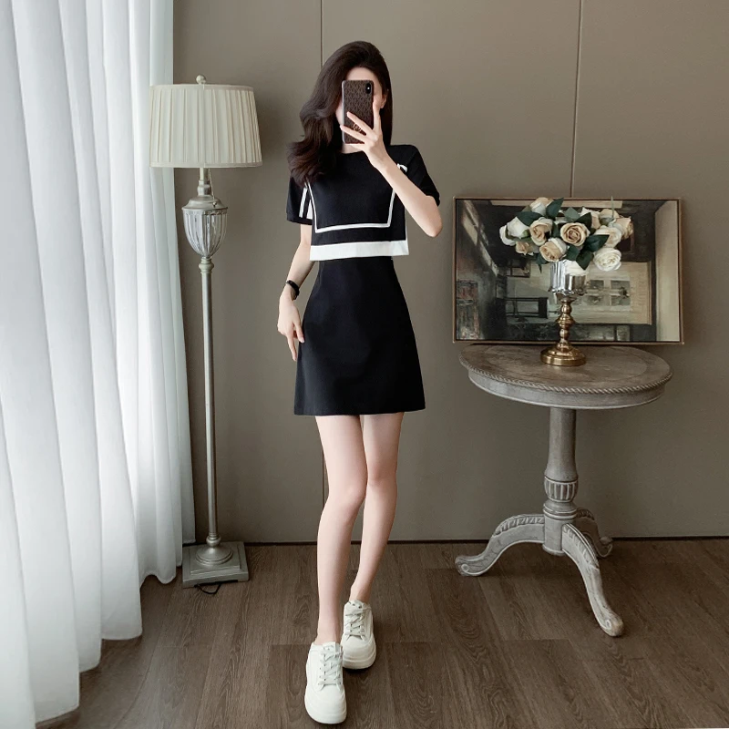 黑色休闲连衣裙女夏季显瘦气质小个子赫本风小黑裙运动风洋气裙子