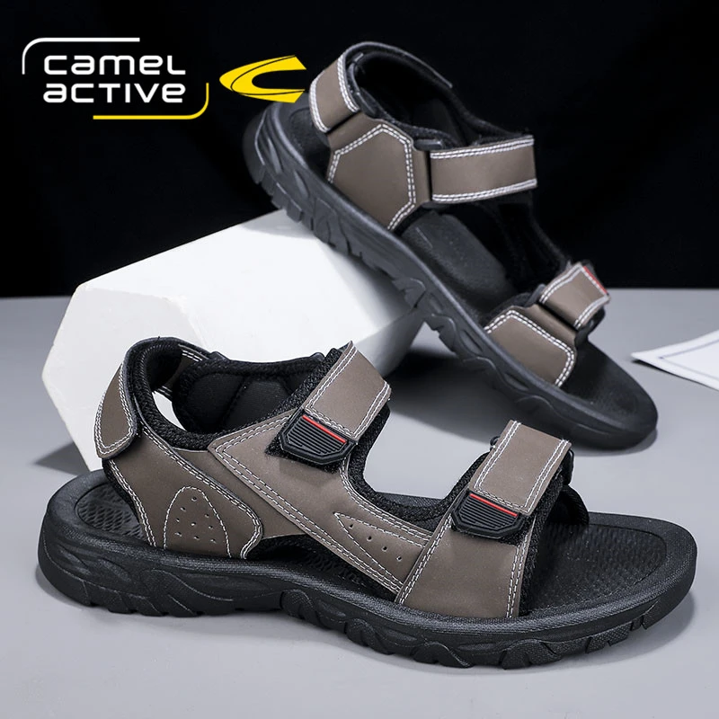 骆驼动感沙滩鞋男夏季新款户外休闲百搭凉鞋软底防滑耐磨洞洞鞋男