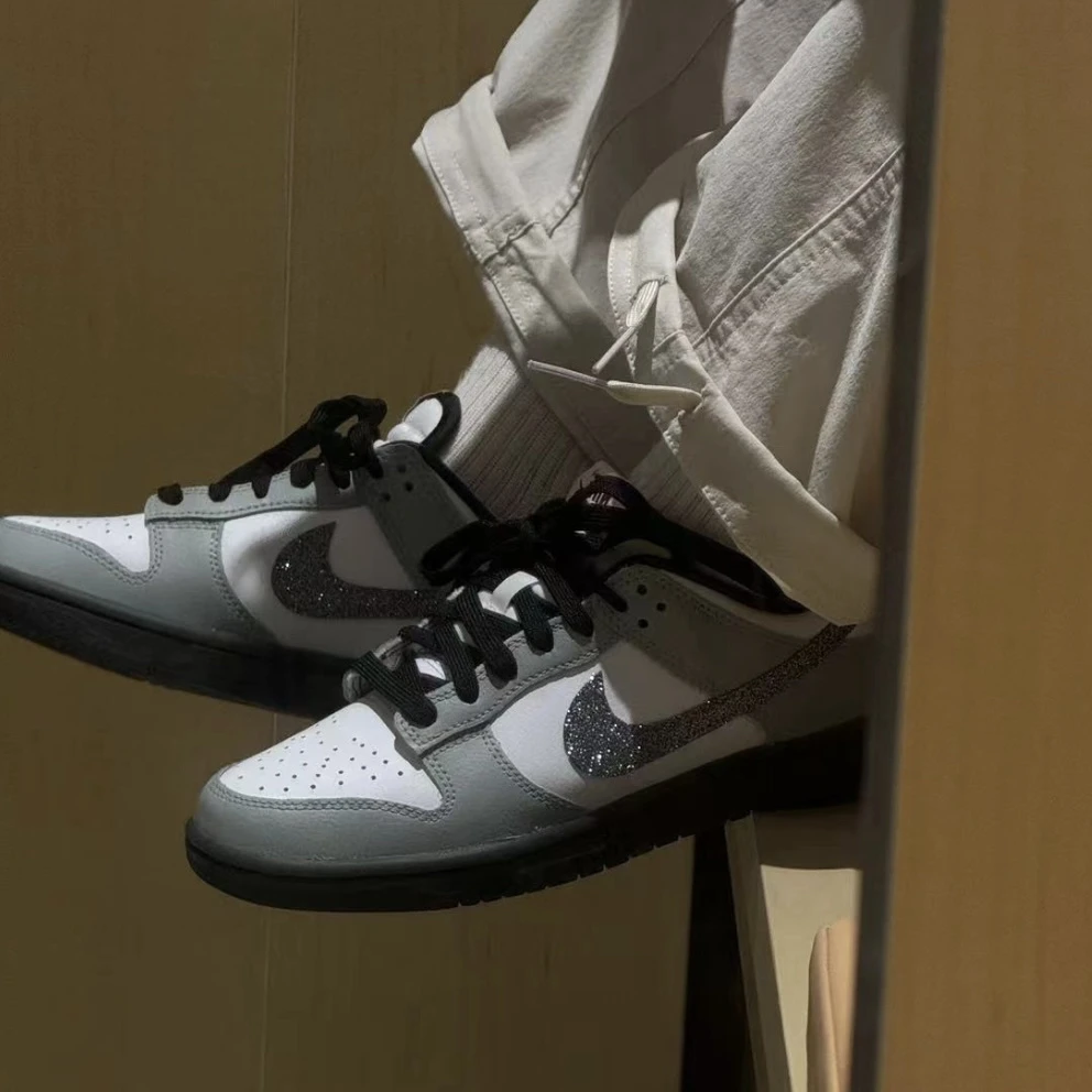 NIKE/耐克女款满天星dunk运动鞋HQ3462191