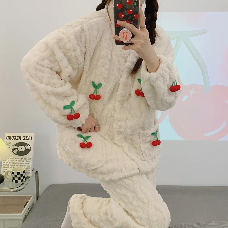 月子服秋冬季加厚保暖珊瑚绒产后哺乳喂奶孕妇睡衣法兰绒春11月份