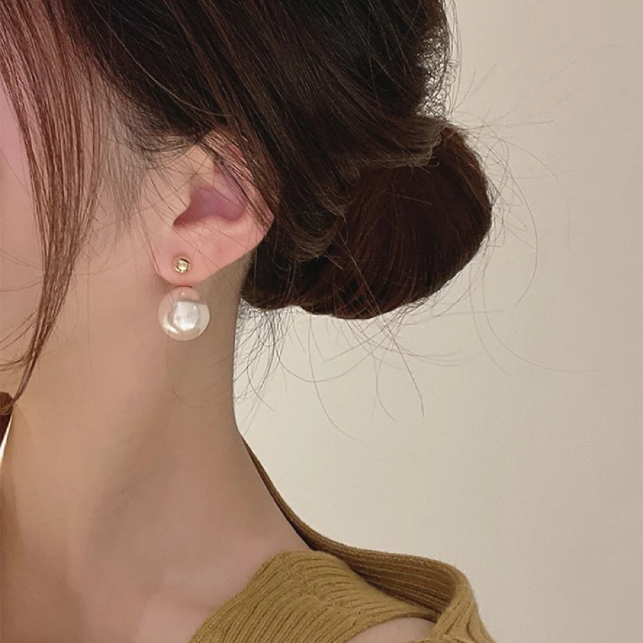 铜合金仿珍珠耳饰 2025网红爆款潮设计感ins气质耳钉珍珠耳饰耳环