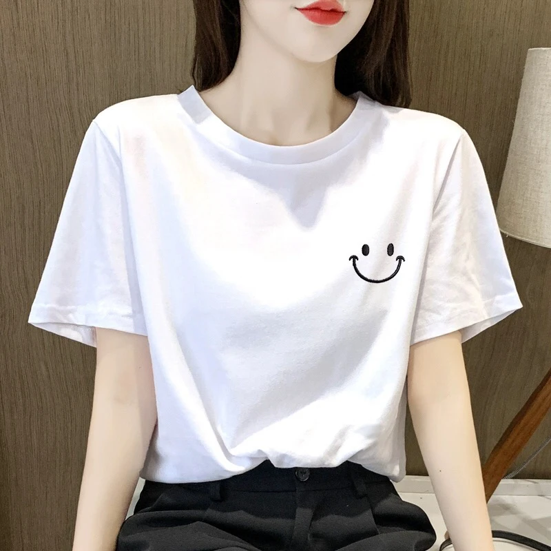 休闲简约百搭款短袖