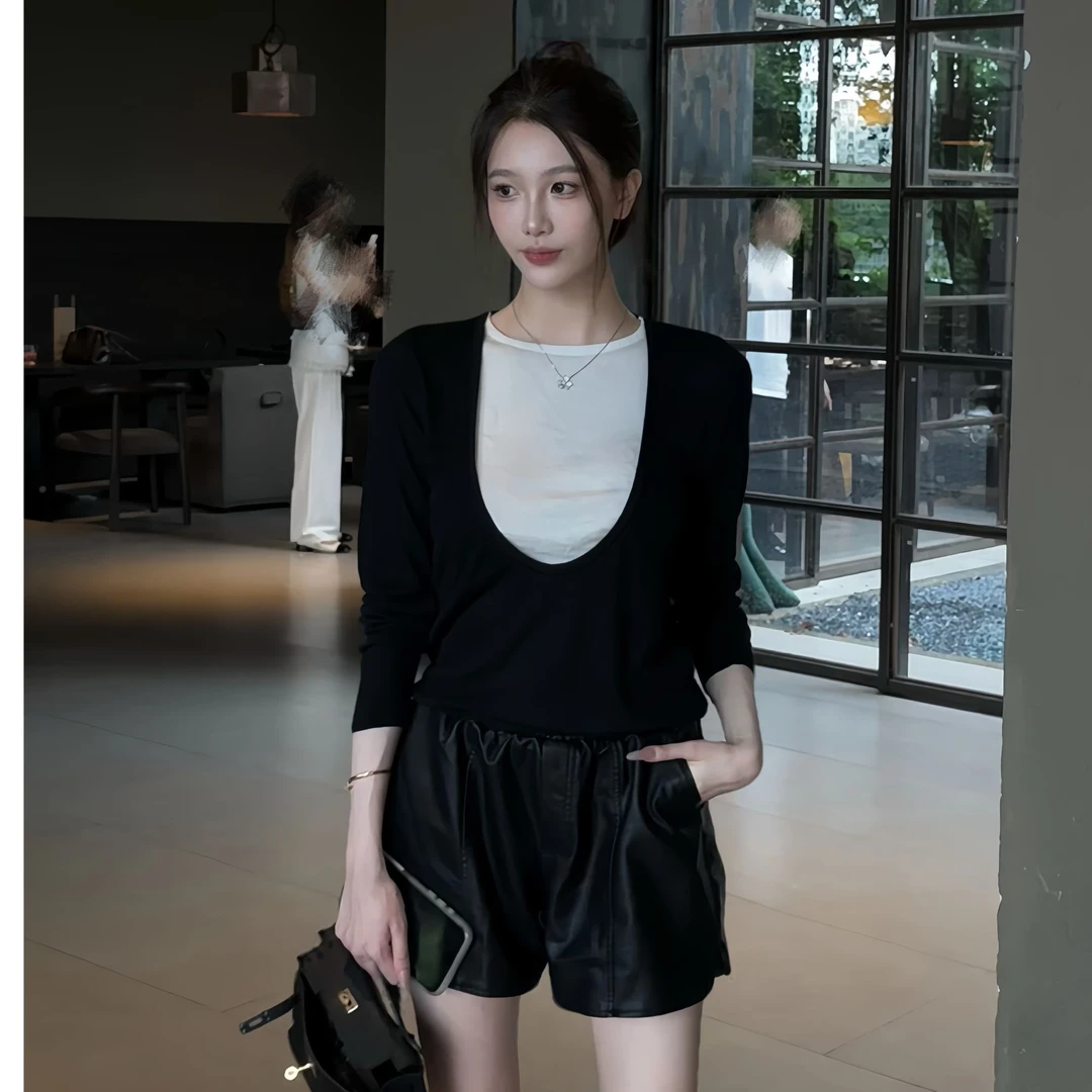 OXNA【极简美学】时尚撞色百搭V领假两件设计感简约上衣8045