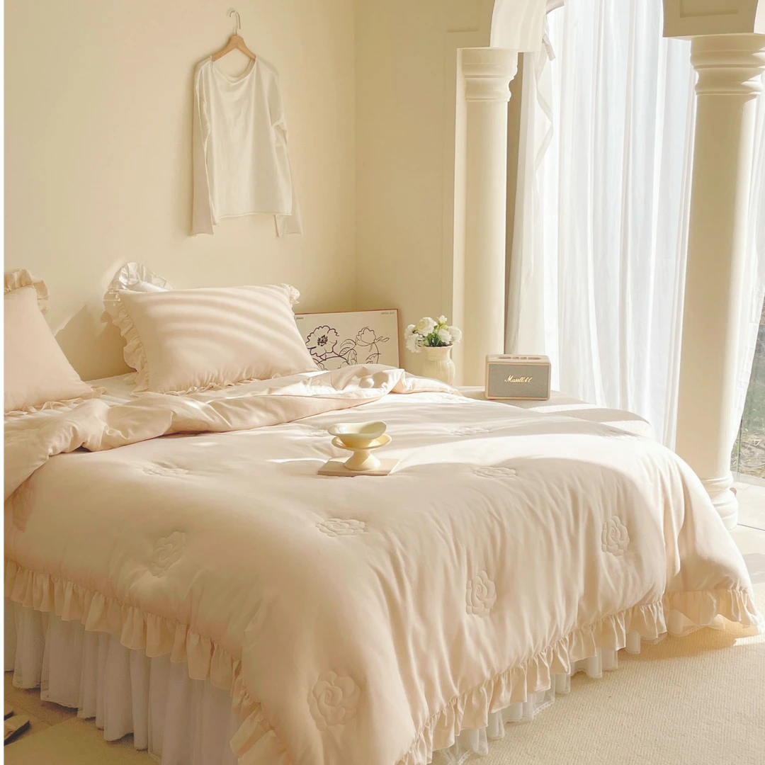 [韩国出口高品质]纯棉玫瑰刺锈双人花边春秋被子