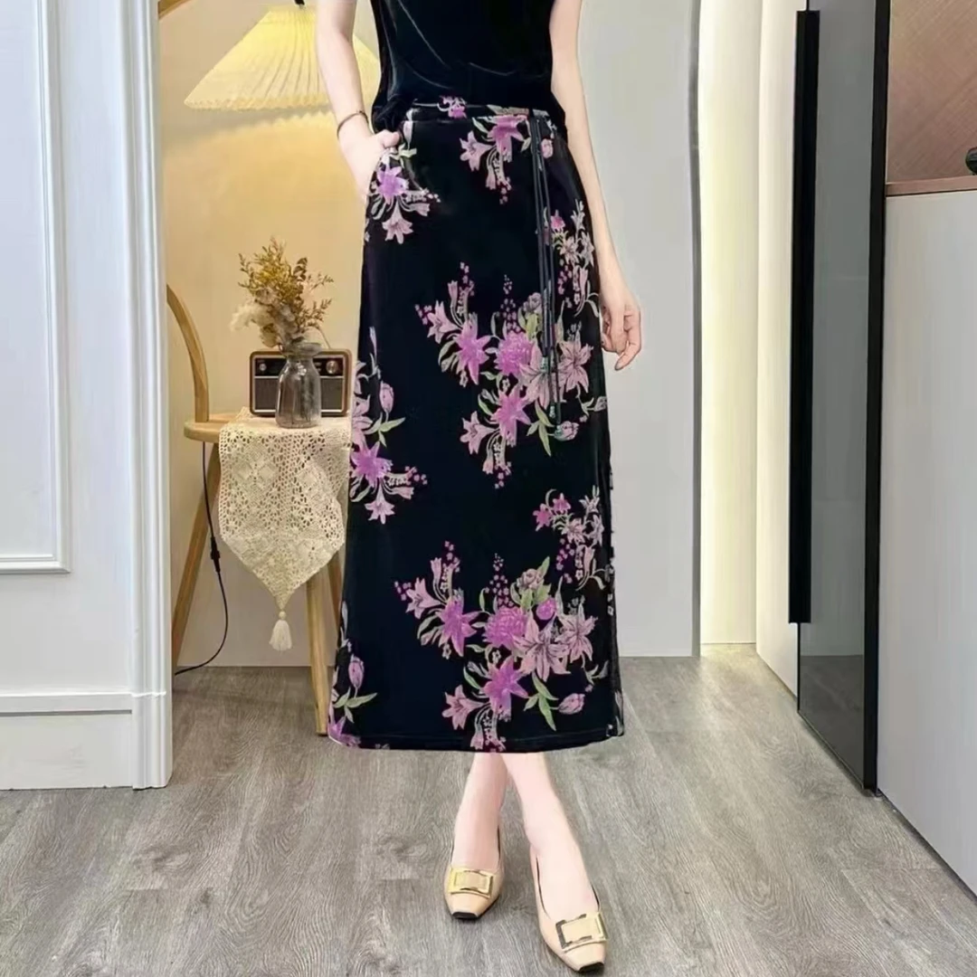 3817#新款时尚百搭减龄丝绒半身裙