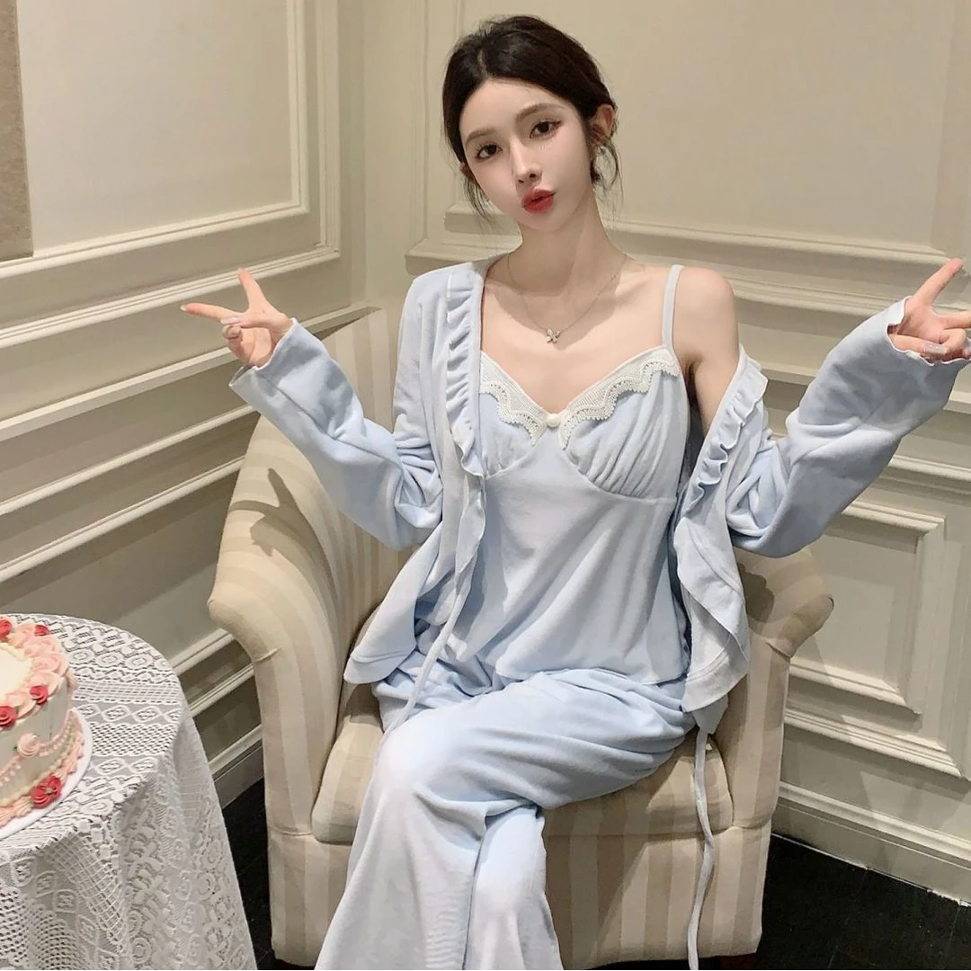 小清新睡衣女秋冬海岛绒吊带带胸垫长袖长裤三件套甜美家居服套装
