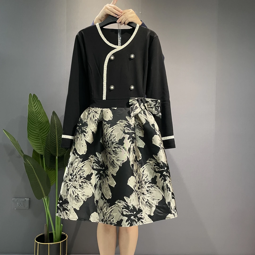 2024秋冬新款大码连衣裙遮肉显瘦修身拼接显瘦A字裙大码连衣裙