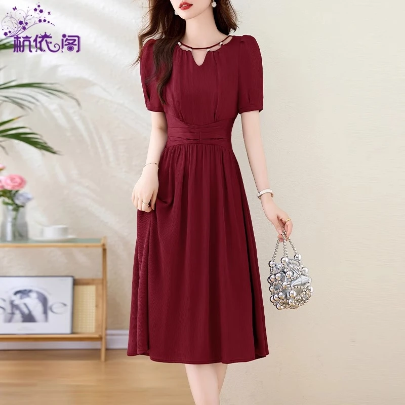 红色连衣裙女2025新款夏季轻奢高级感气质洋气御姐轻熟风绝美裙子