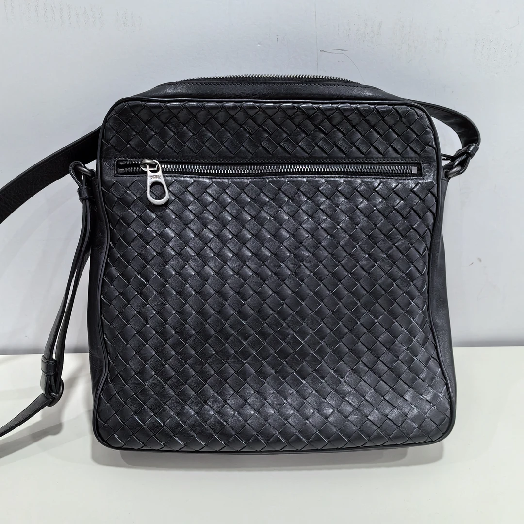 95新 BOTTEGA VENETA/葆蝶家 单肩斜挎包,记者包