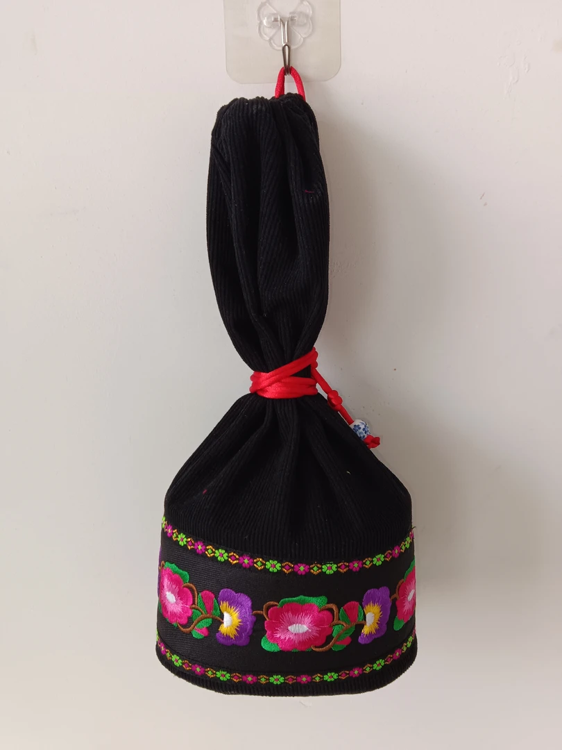 鹌鹑布袋，鹌鹑袋子双层布料硬圈硬底，结实耐用 紫花绣花