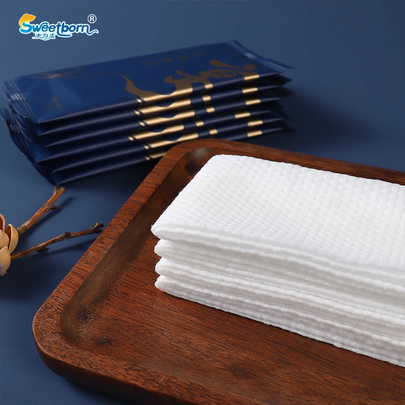 一次性湿巾高档宴席独立包装加厚吸水无菌湿纸巾包厢商务定制LOGO