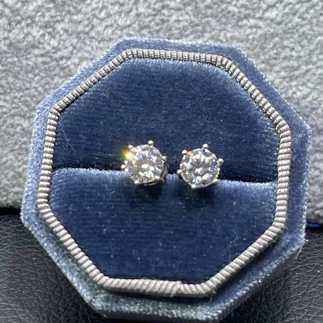 带包装耳饰 天花板六爪耳钉一克拉1ct-H