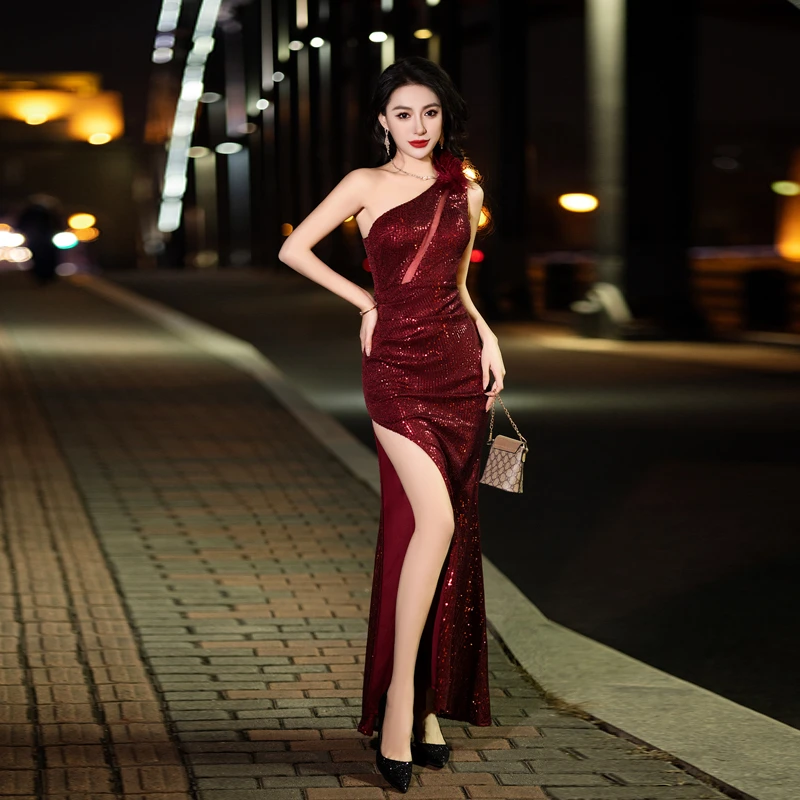单肩晚礼服女羽毛亮片鱼尾亮片主持人宴会结婚艺考生日伴娘派对裙