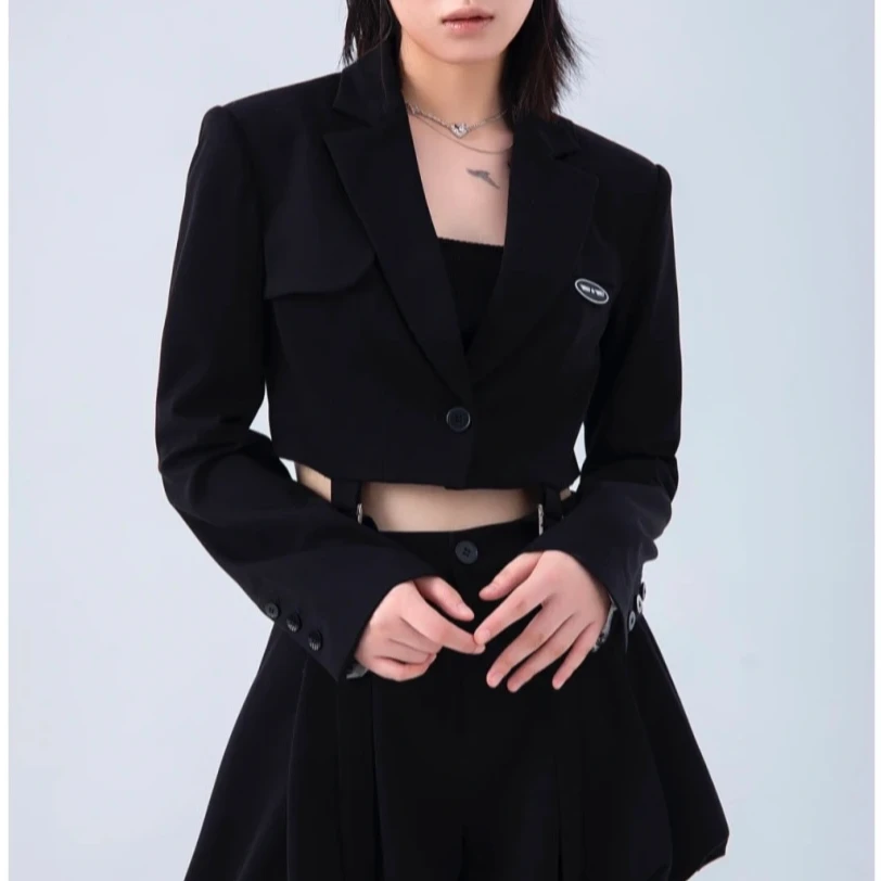 我爱大漂亮潮牌设计师时尚气质设计感