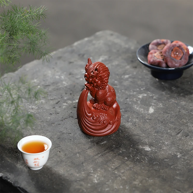 宜兴纯手工制作原矿朱泥瑞兽水神兽紫砂茶宠摆件茶玩