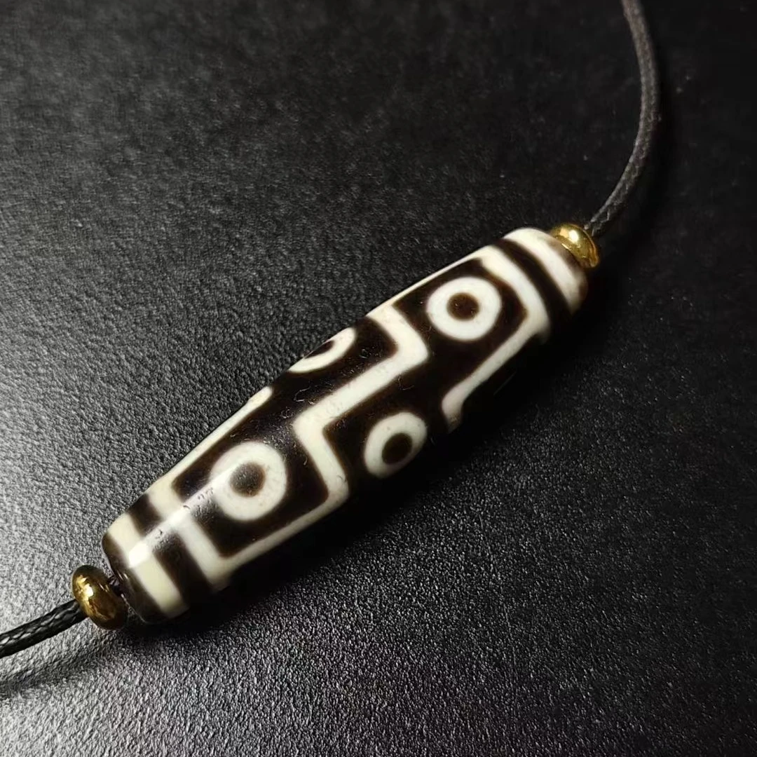 聚缘玛瑙三折九眼珠珠