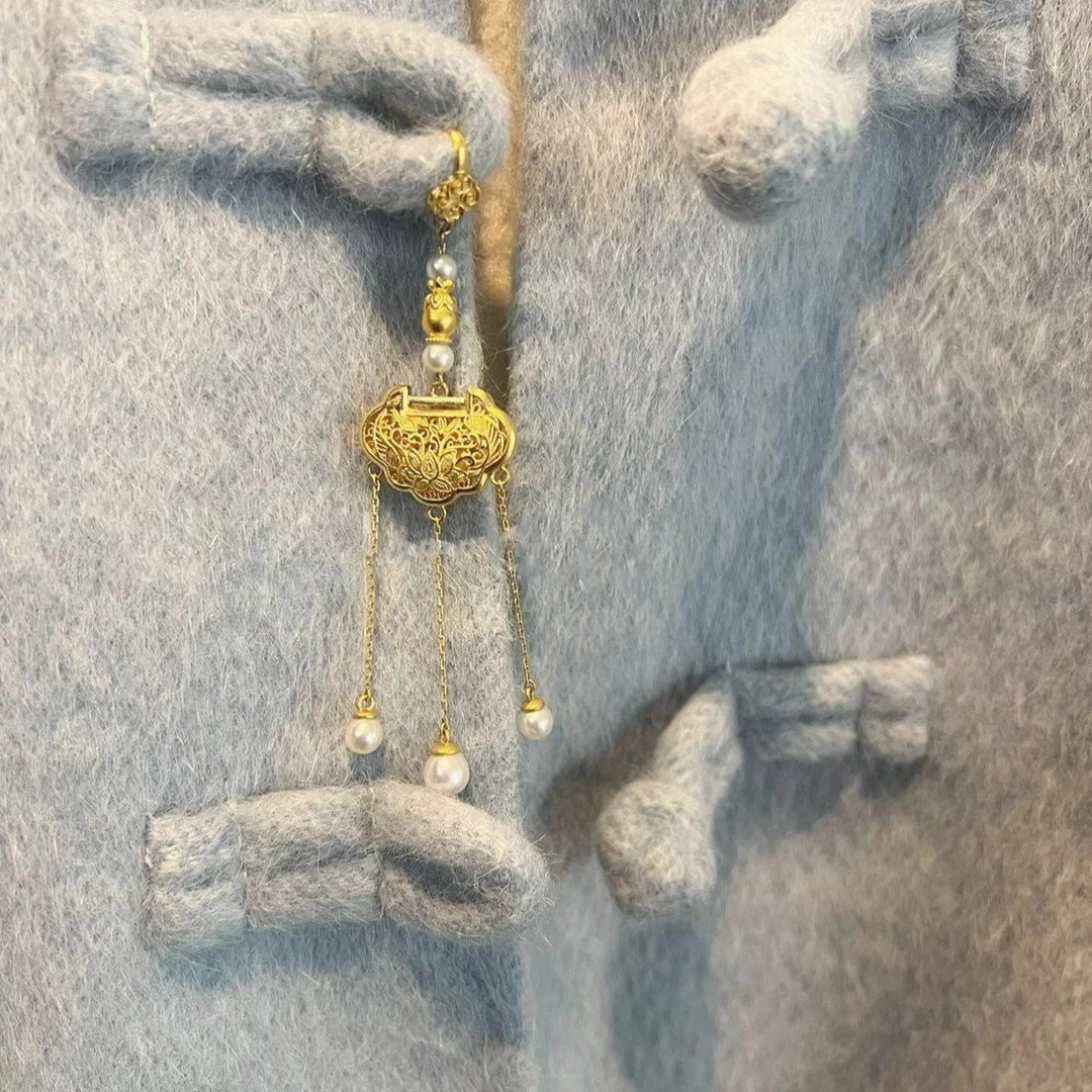 铜合金胸针 复古手工小金锁流苏祥云吊坠胸针莲花微雕扣挂件百搭