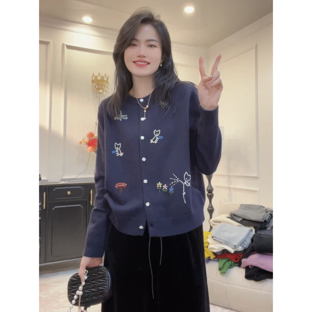 欧洲站秋冬新款刺绣针织衫长袖时尚休闲百搭大码外套女装绣花pp