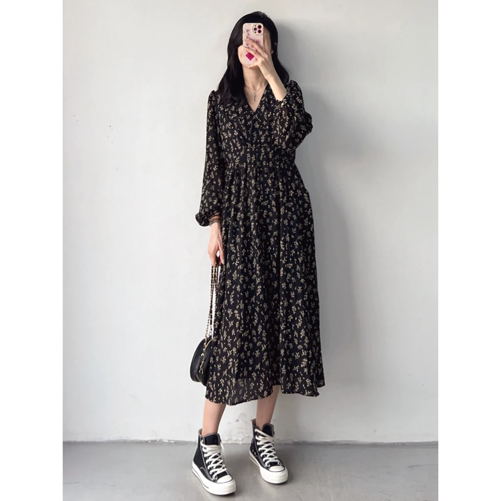 【早春】春季新款长袖碎花连衣裙V领显瘦收腰裙子pp