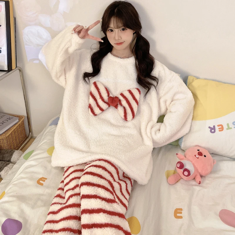 【红条纹蝶恋QQ】法兰绒珊瑚绒冬款加厚圆领套头家居服套装宽松1117