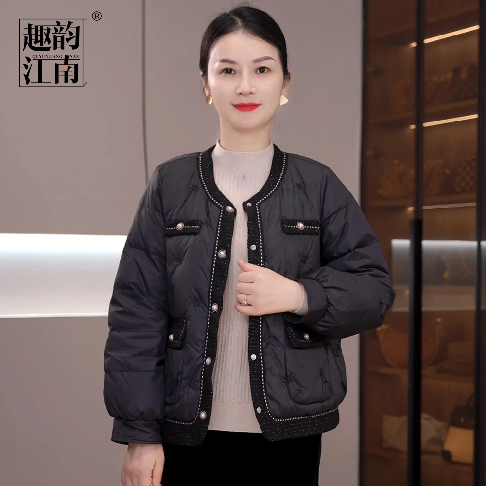 趣韵江南妈妈装拼接压褶时尚休闲百搭秋冬轻薄显瘦小香风羽绒服