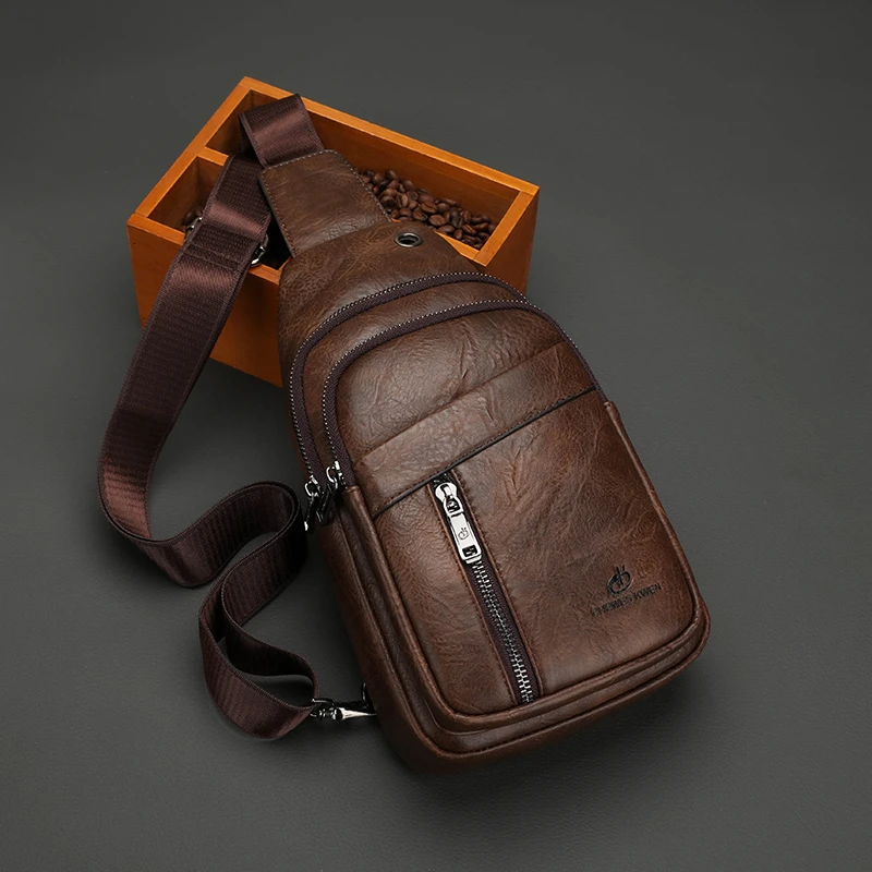 2025新款复古男士胸包斜挎包通勤商务胸前包单肩包质感软皮男士包