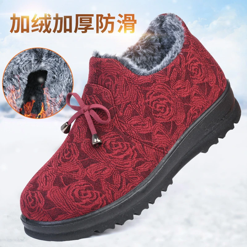 冬季老北京棉鞋女加绒加厚保暖妈妈鞋中老年一脚蹬软底防滑平底靴