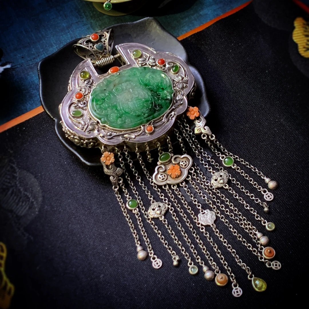 四姐妹 台湾工特色国风如意锁细糯种翡翠大气流苏纯银925银吊坠