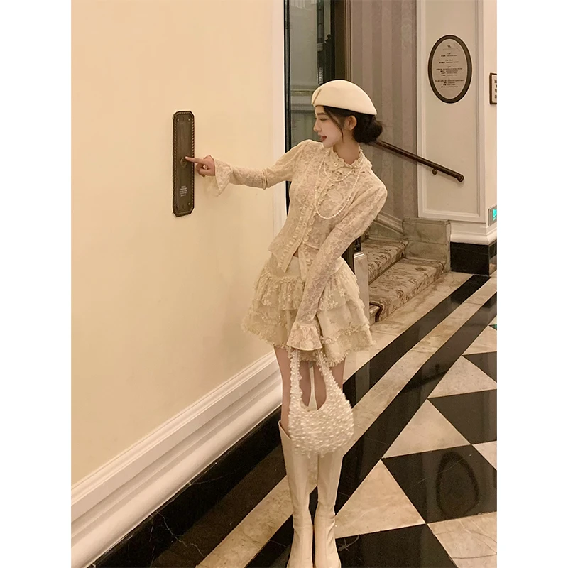 [WALKINDARK]豆乳盒子·衬衫带领子