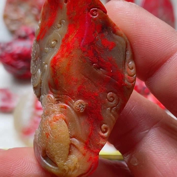 昌化鸡血石昌化鸡血石挂件