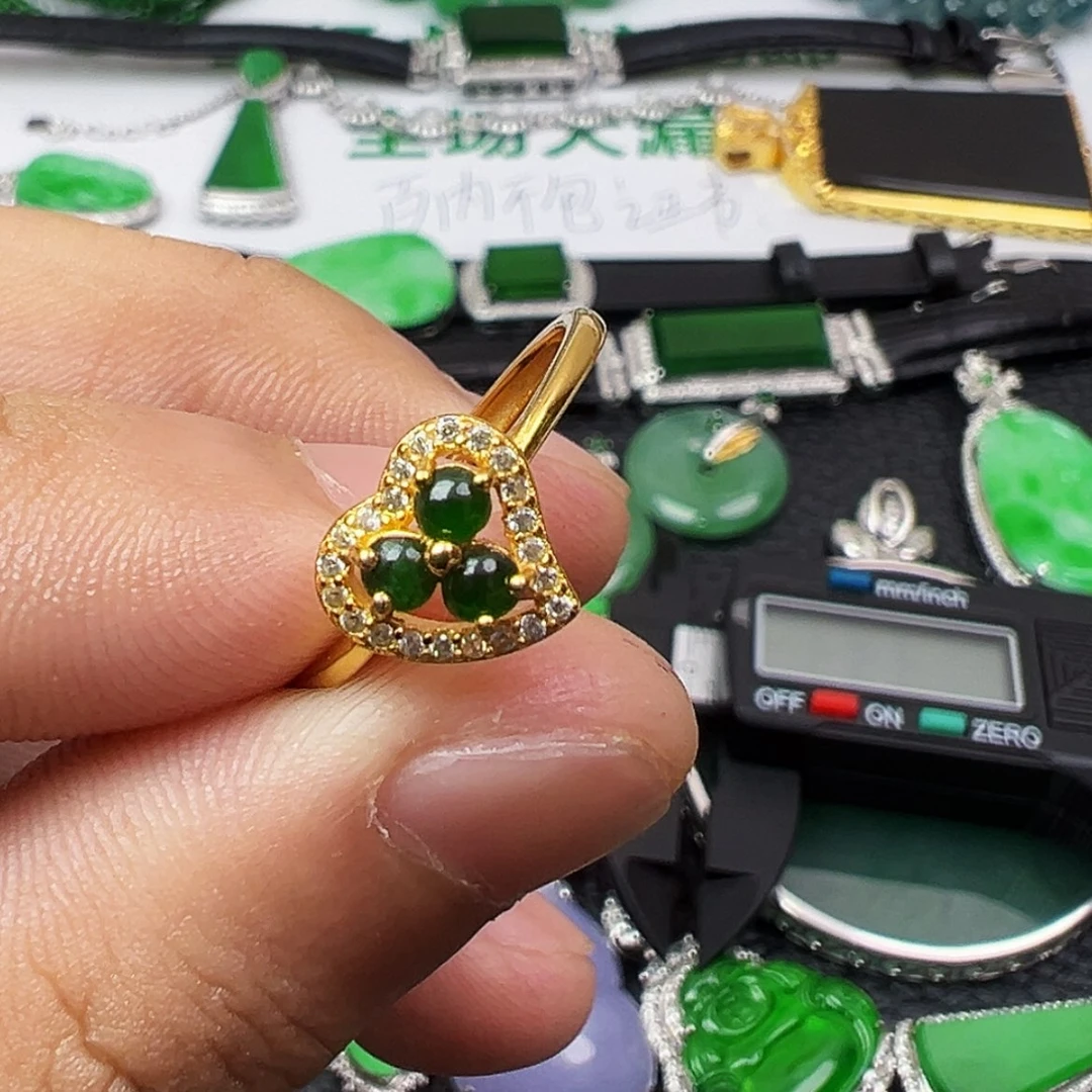 【闪购商品】翡翠吊坠未镶嵌*️****