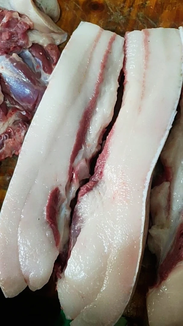 新鲜猪肥膘肉5斤包邮