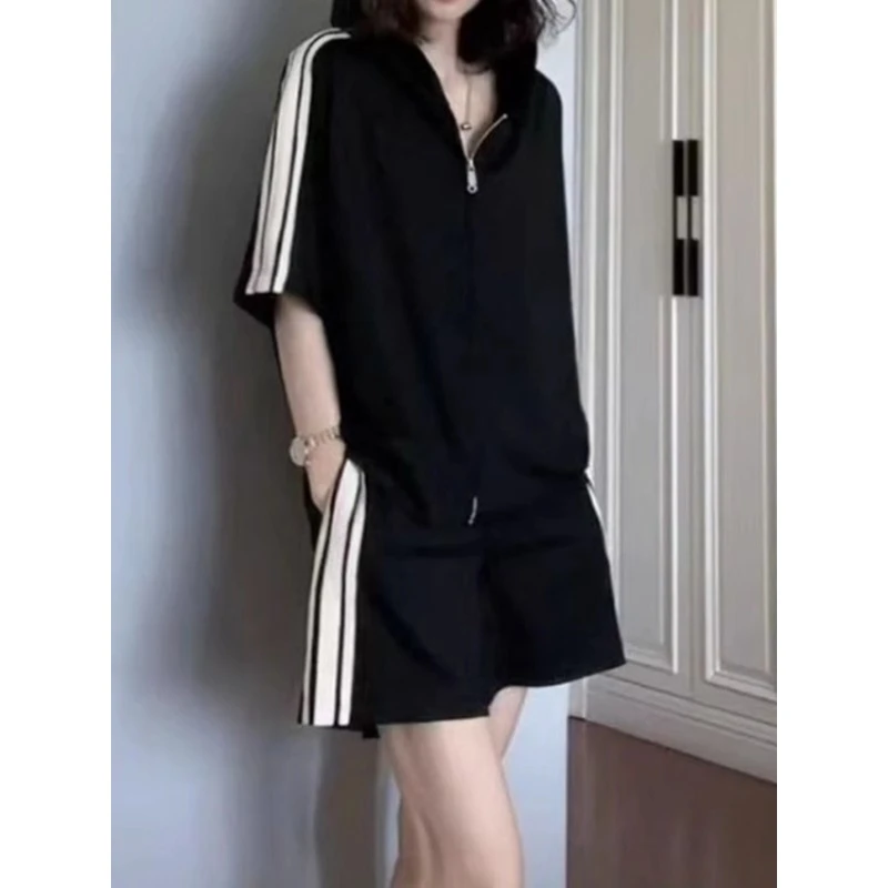 黑色薄款运动套装女2025夏装新款高档时尚大码休闲阔腿短裤两件套