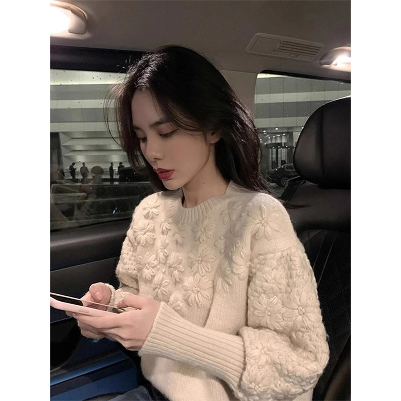 欧货重工钩花加厚白毛衣女秋冬2025新款高级感针织上衣内搭打底衫