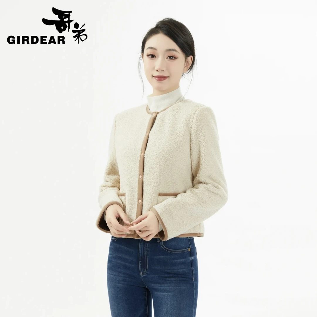 GIRDEAR/哥弟秋冬气质精致圆领长袖短款千金小香风外套1400512