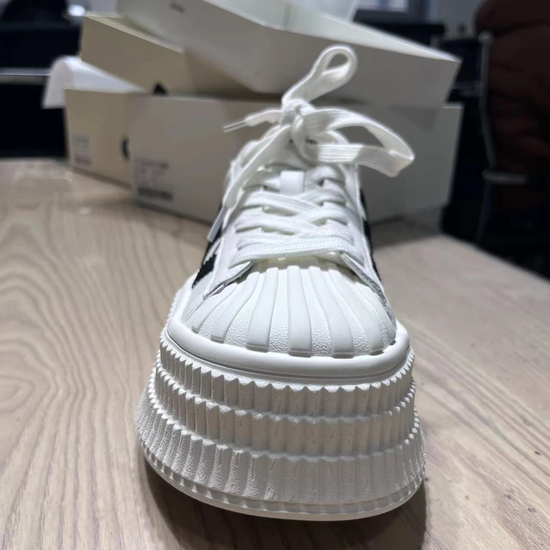 【新品尾单】AN61C319-2欧洲站2024春季新品轻底舒适贝壳头休闲板鞋