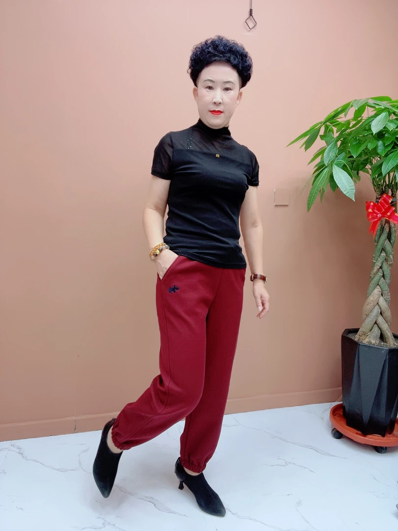 38181时尚加绒束腿蚕丝棉休闲卫裤女款显瘦洋气宽松女士气质百搭