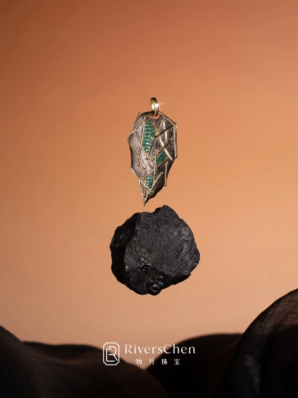 非金属合成锆石吊坠 925几何解构叶片吊坠（赠925皮绳）