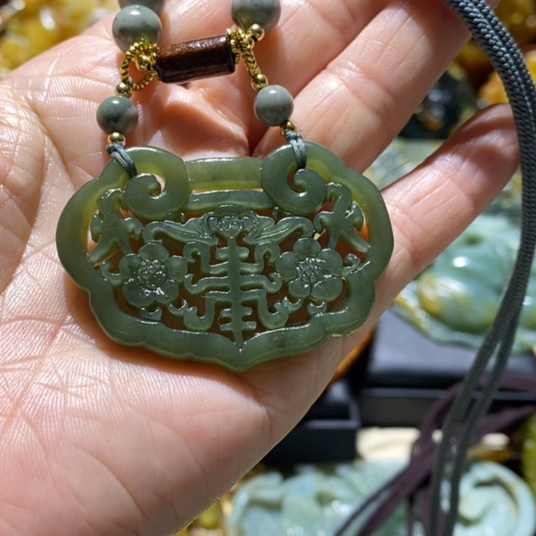 【闪购商品】蛇纹石玉颈饰合金