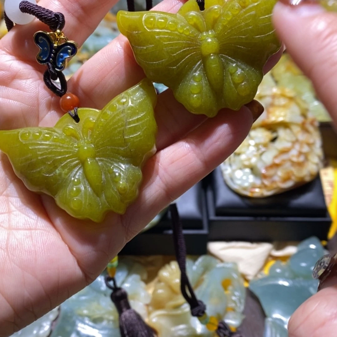 【闪购商品】蛇纹石玉颈饰合金