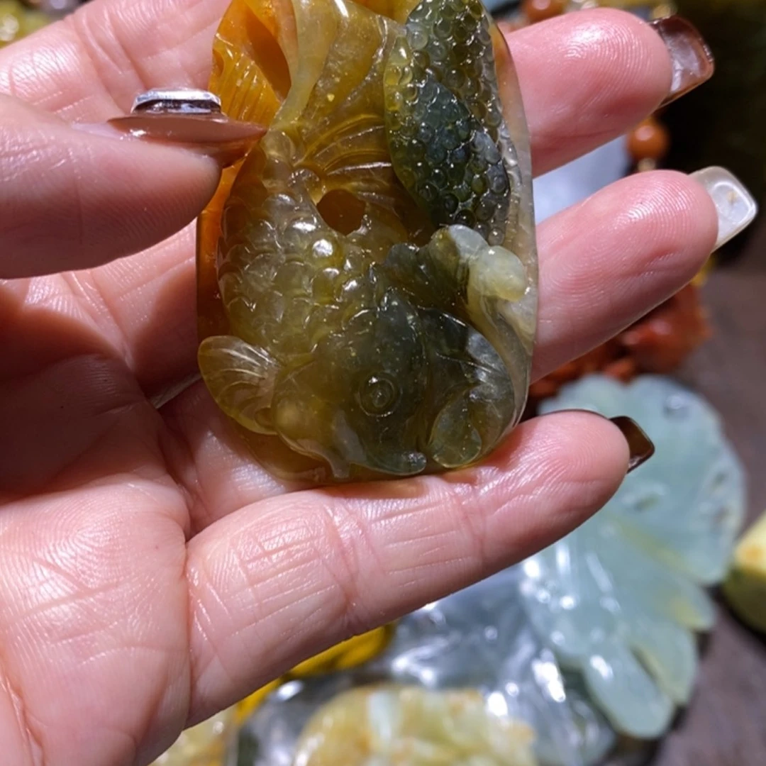 【闪购商品】蛇纹石玉颈饰合金
