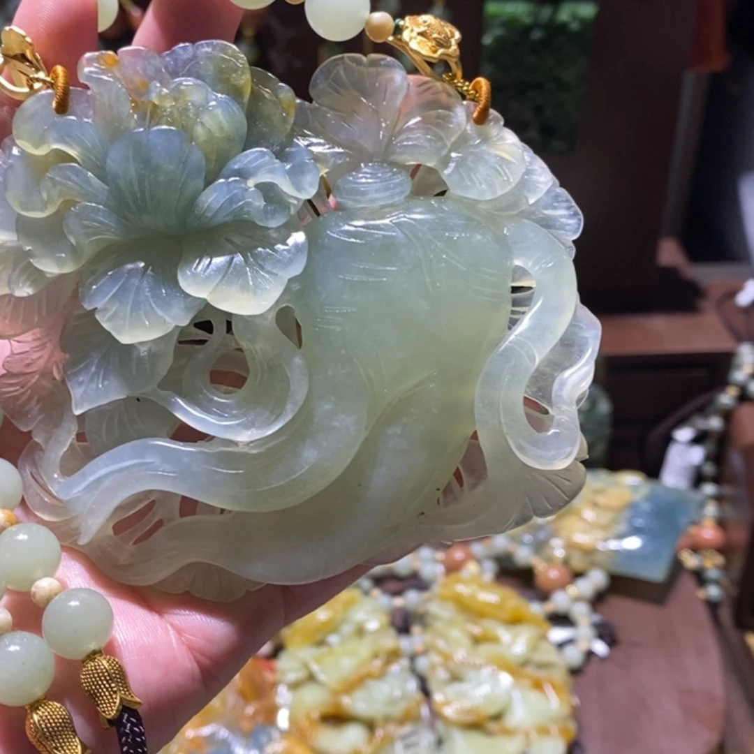 【闪购商品】蛇纹石玉颈饰合金